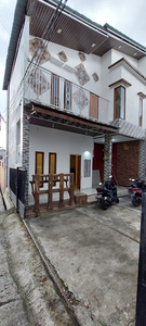 Rumah Siap Huni 2 Lantai Pinggir Jalan Utama Kalisari Jakarta Timur