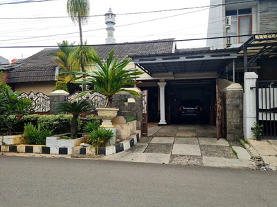 Rumah Siap Huni Luas di Kavling DKI Pondok Kelapa Jakarta Timur