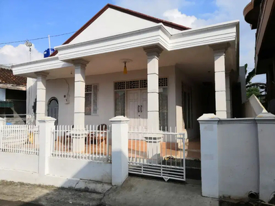 Rumah Strategis di Raden Patah kel. kaliawi, Tanjung Bandar Lampung