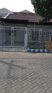 SEWA Rumah Siap Huni Kutisari Indah Barat Dekat Petra dan SIER