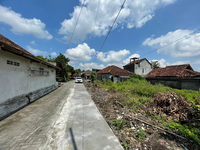Tanah Guesthouse Jl Kaliurang Km 10 Jogja, SHM Pekarangan