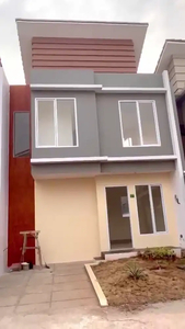 Di jual Rumah 2 Lantai di Serpong Garden Cisauk-Tangerang