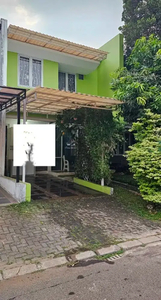 Dijual cepat rumah 2 lantai di perumahan citra Gran Cibubur