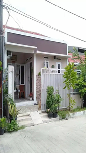 Dijual Cepat Rumah Asri di cluster Mutiara Gading City Bekasi