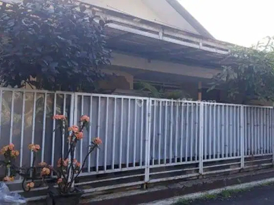 Dijual cepat rumah Pusat kota Bandung Di Jl. Guntur sari turangga