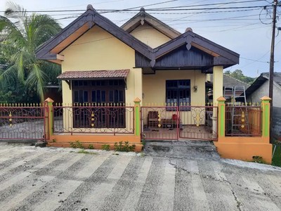 DIJUAL RUMAH DAERAH PERUM PGRI BALIKPAPAN