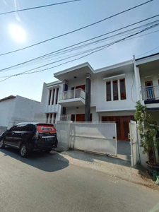 Dijual Rumah Minimalis Tingkat Sumur batu , Cempaka Putih Jakarta