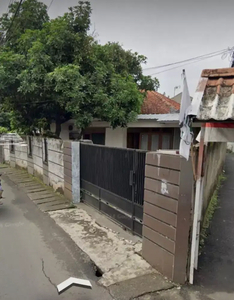 Dijual rumah pinggir jalan