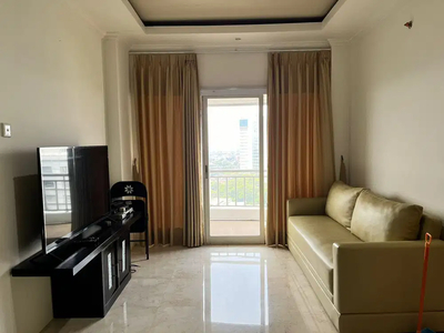 Disewakan 2 BR Apartemen Poins Square, Full Furnished, Renovated