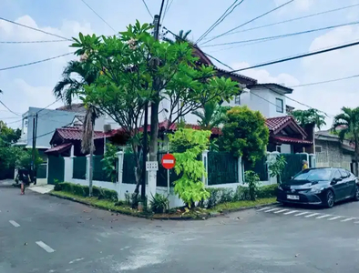 disewakan rumah di Bintaro jaya sektor 9 Tangerang Selatan