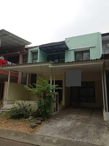 Disewakan rumah di Emerald Bintaro Jaya, Sektor 9 Tangerang Selatan