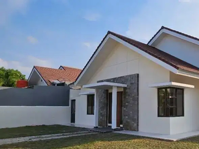 Disewakan rumah hook
Cluster aralia
Harapan indah
Bekasi