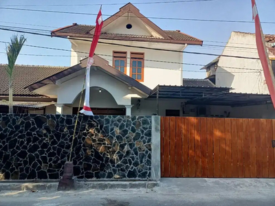 Jual Cepat Rumah 2 Lt Siap Huni Seputaran Giwangan Umbulharjo