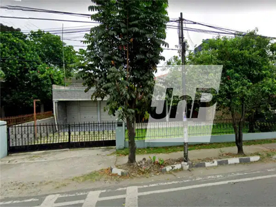 Rumah 7 Kamar Tidur di Jl Sei Serayu, Medan