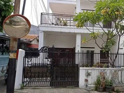 Rumah Asri dalam Kompleks di Buaran, Jakarta Timur