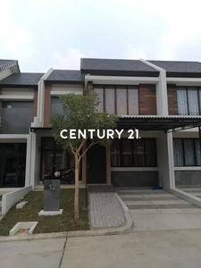 Rumah Bagus 2 Lantai Furnished Siap Huni Di Cluster Cosmo Estate