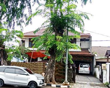 Rumah Bagus Pinggir Jalan Raya Daerah Rawamangun Jakarta Timur