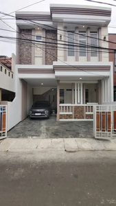 Rumah Baru 3 lt ukuran 7 x 15 akses jalan lebar di BCS