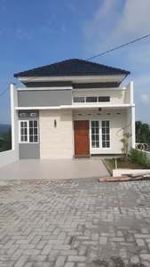 RUMAH BARU READY CLUSTER BANYUMANIK