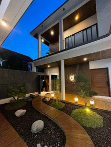 Rumah baru style villa di kawasan gatsu barat dekat Mitra 10