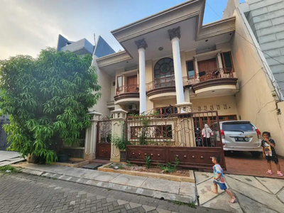 rumah cantik kelapa gading sudah tinggi dari jalan lingkungan nyaman