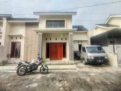 Rumah cantik ready stok di ngemplak Kartasura