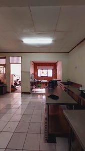 Rumah Cocok Untuk Ruang Usaha Lokasi Strategis Pinggir Jalan @Bintaro Tengah