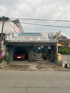 Rumah dan Toko di Taman Pagelaran