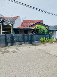 Rumah Di Jalan Utama Budi Agung Hadap Timur Dekat Tol Dekat Stasiun