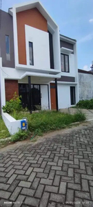Rumah di tengah kota Malang lokasi Janti Barat