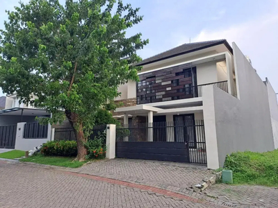 Rumah Dian istana Park Avenue Semi Furnish