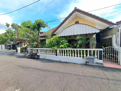 Rumah Hook Luas di Banteng dekat Jalan Kaliurang