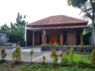 rumah jogja dijual jalan godean km 10 sidoagung