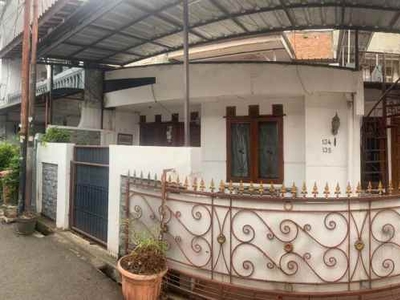 Rumah Masuk Gang Akses 1 Mobil Komplek Malaka Jaya Area Bunga Rampai