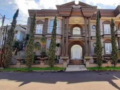 Rumah mewah Di Pasirluyu Regol Kota Bandung