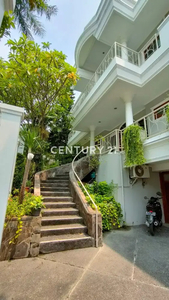 Rumah Mewah Pondok Indah Jakarta Selatan Full Furnished Siap Huni
