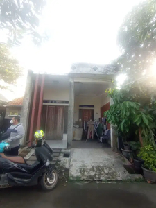 rumah minimalis, bebas banjir dan siap huni di mustika jaya Bekasi