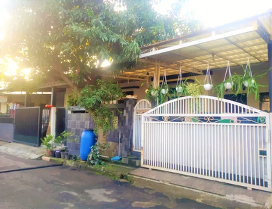 Rumah Minimalis Dalam Perumahan KRR Bogor, SHM