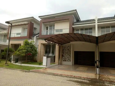 Rumah siap huni dalam cluster kebayoran bintaro