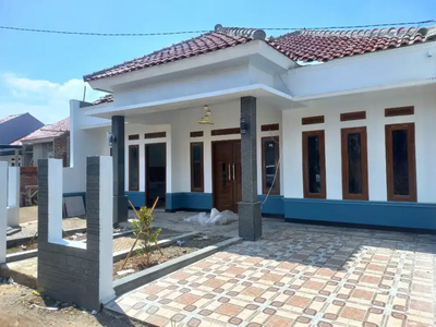 Rumah siap huni dan indent Free design dekat Stt telkom Tol BuahBatu