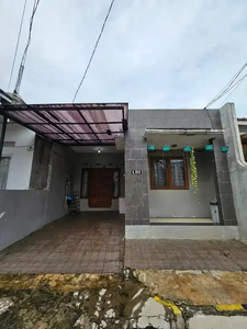 Rumah Siap Huni di Cluster Eldora, Graha Raya Tangsel