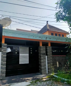 Rumah Terawat Siap Huni Lokasi Ciamik Pooll