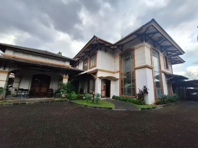 RUMAH TINGGAL 2 LANTAI 2.630 m2 di KEBAGUSAN