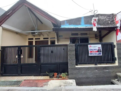 Sewa rumah tahunan murah Jl. Janger 2 Depok