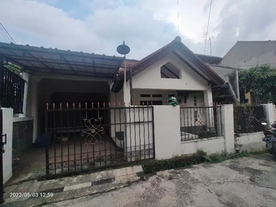 Di Jual Rumah Hoek Di Komplek Bumi Panyileukan Gedebage