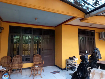 Dijual murah banget rumah di Meruya Jakarta Barat