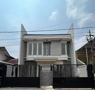 Dijual Rumah Manyar Jaya Surabaya