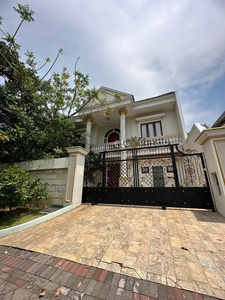 Dijual Rumah Villa Riviera Pakuwon City Surabaya Siap Huni (2571)