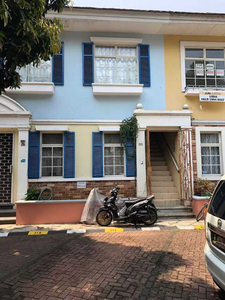 Dijual Townhouse di Taman Ayu Karawaci