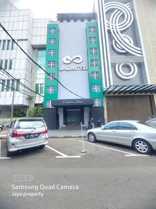 Gedung cantik karaoke di jln.melawai kebayoran jaksel